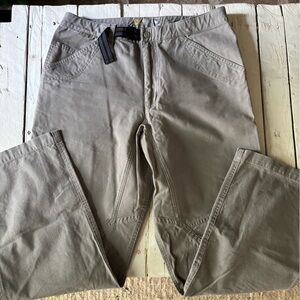 Men’s Mountain Hardwear Tan Pants 34/32